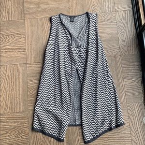 NEW ANN TAYLOR Gray Cream cardigan